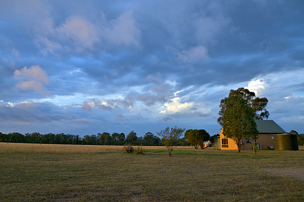 HDR photo of a barn in the Hunter Valley of NSW.