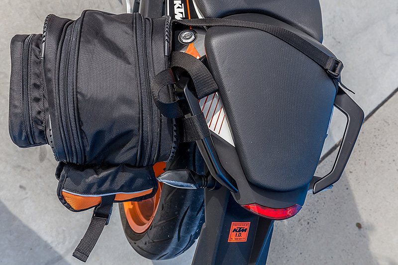 KTM Duke 390 2014, with ViaTerra Velox Saddlebags (top view, 1 bag mounted)